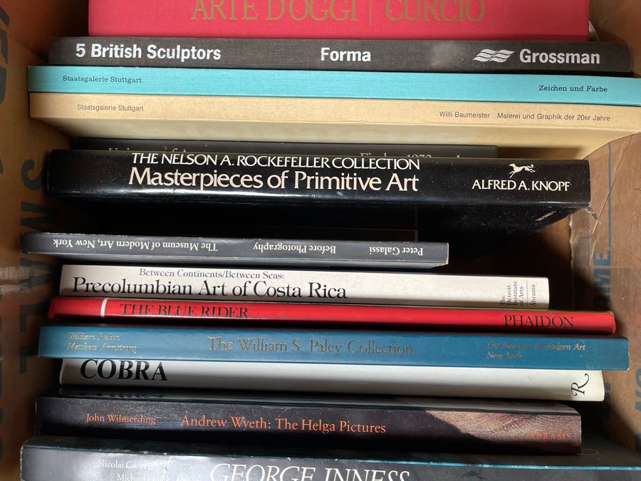 Book Lot Featuring Art Books - See Photos [Photo 6]