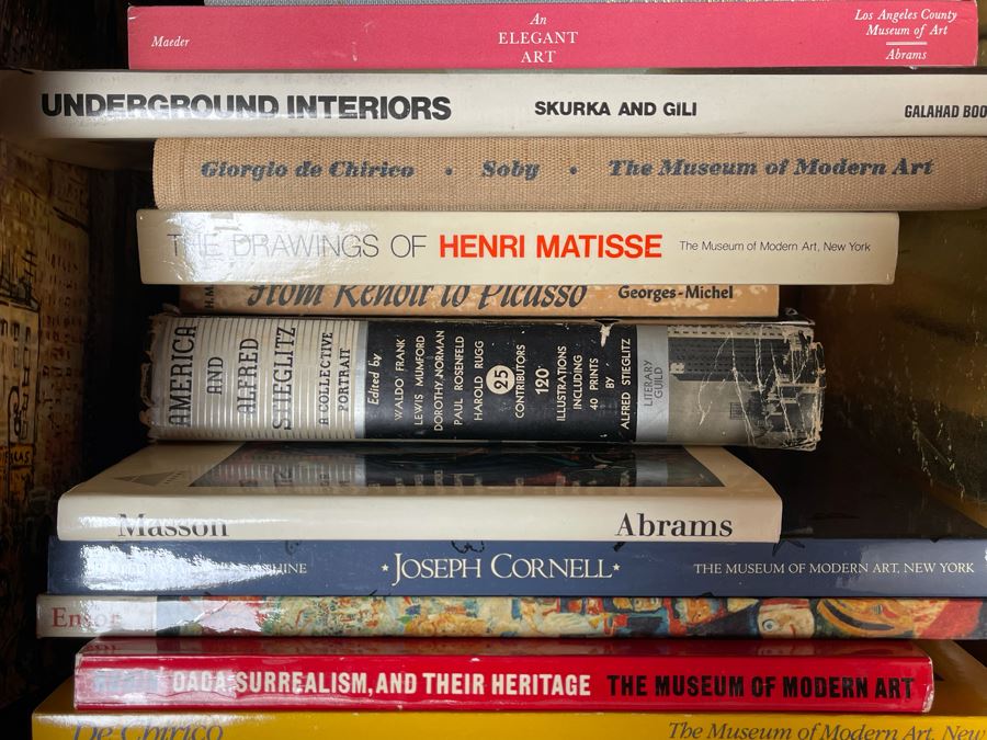 Book Lot Featuring Art Books - See Photos [Photo 5]