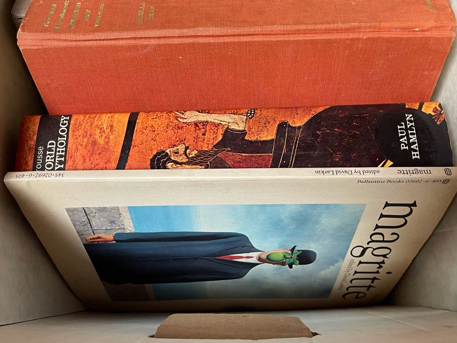 Book Lot Featuring Art Books - See Photos [Photo 2]