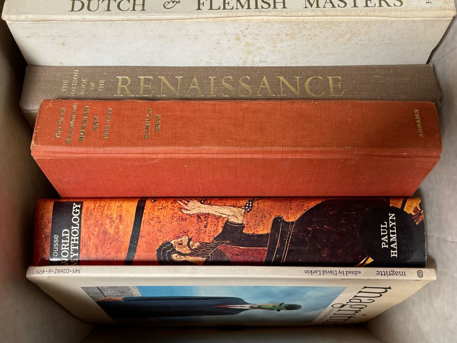 Book Lot Featuring Art Books - See Photos [Photo 3]