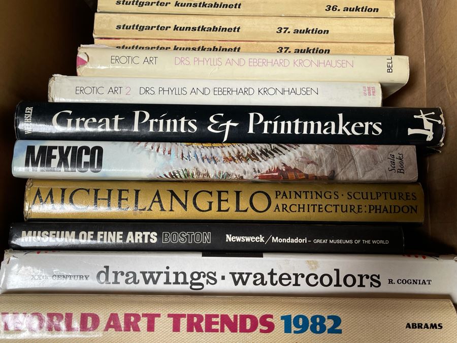 Book Lot Featuring Art Books - See Photos [Photo 4]