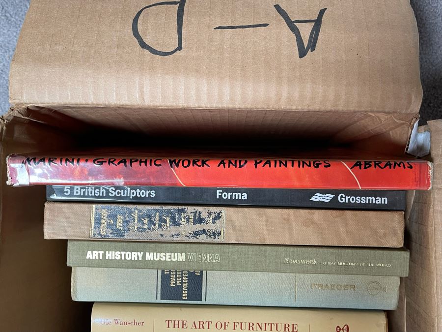 Book Lot Featuring Art Books - See Photos [Photo 10]