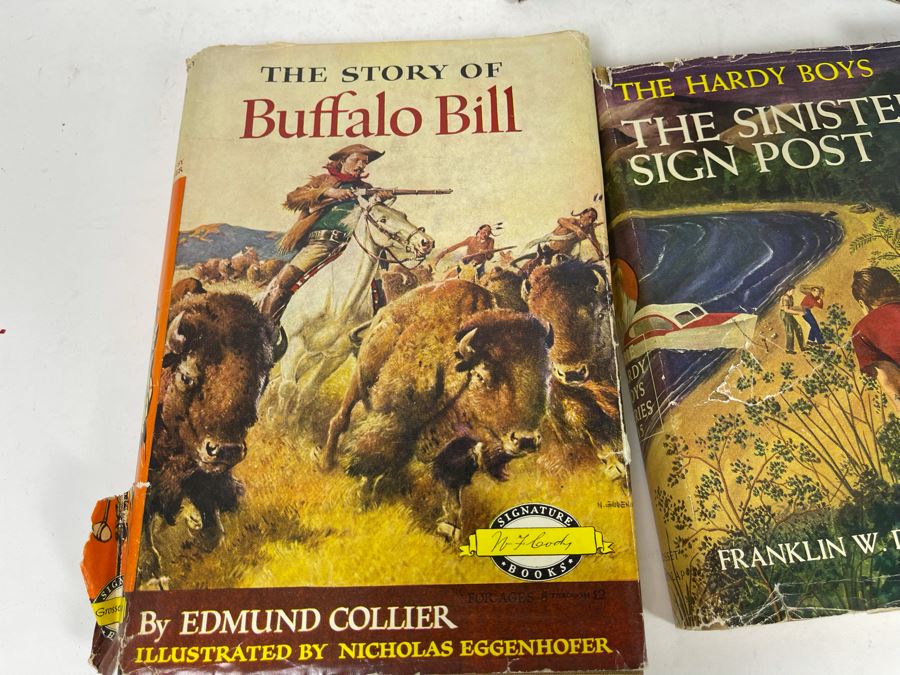 Vintage Kids Books - 11 Books [Photo 7]