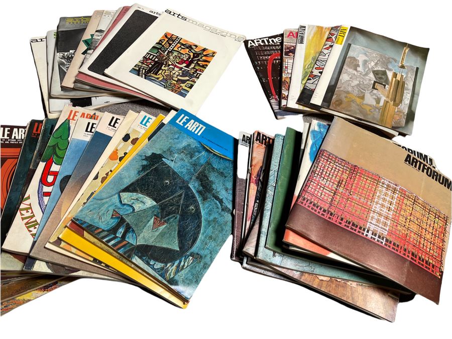 Last Minute Add - Large Collection Of Art Magazines Including Le Arti, Art Forum, Arts Magazine And Art News From 1960s -1970s