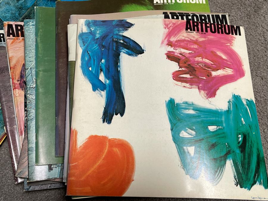 Last Minute Add - Large Collection Of Art Magazines Including Le Arti, Art Forum, Arts Magazine And Art News From 1960s -1970s [Photo 10]