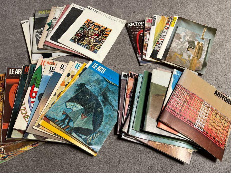 Last Minute Add - Large Collection Of Art Magazines Including Le Arti, Art Forum, Arts Magazine And Art News From 1960s -1970s [Photo 2]