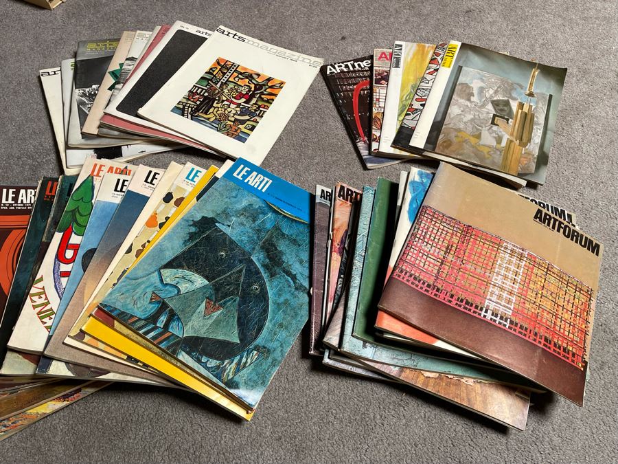 Last Minute Add - Large Collection Of Art Magazines Including Le Arti, Art Forum, Arts Magazine And Art News From 1960s -1970s [Photo 4]
