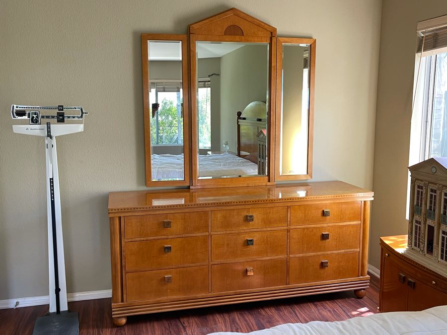 Hickory White Inlaid Chest Of Drawers Dresser With Mirror 74W X 19D X 32H [Photo 4]