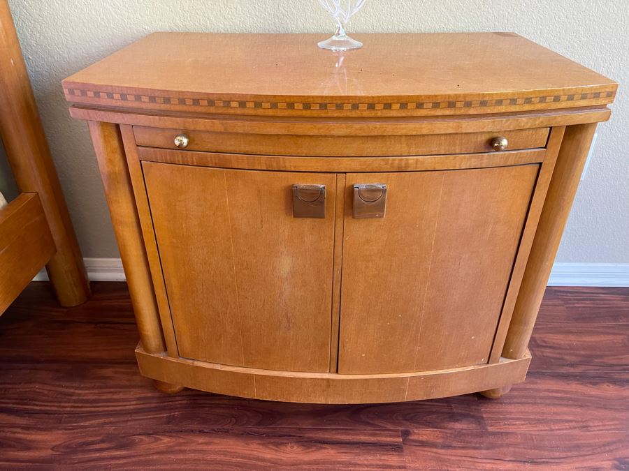 Hickory White Cal King Bed (No Mattress) And Pair Of Hickory White Inlaid Nightstands 28.5W X 18D X 24H [Photo 5]