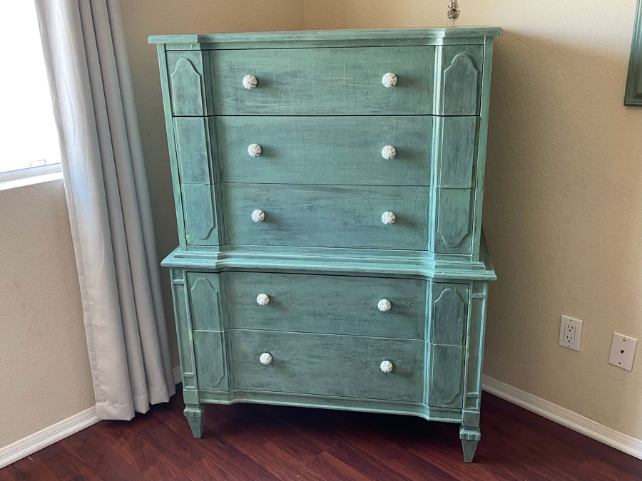 Shabby Chic Chest Of Drawers Dresser By Sherrill Furniture 39W X 19D X 52H [Photo 2]
