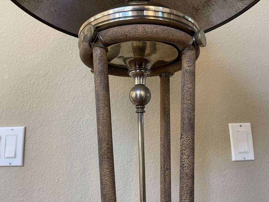 Metal Floor Lamp [Photo 6]