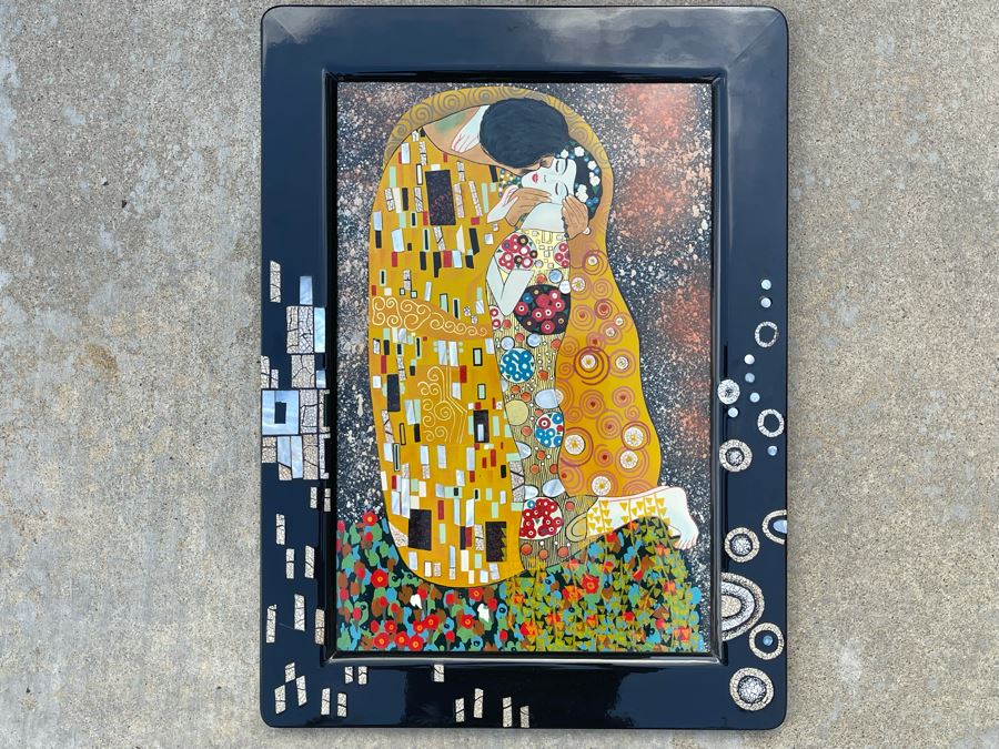 Gustav Klimt The Kiss Artwork With Mother Of Pearl Inlay (Black Frame Showing Reflection) 15.75 X 21.5 [Photo 13]