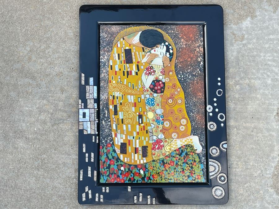 Gustav Klimt The Kiss Artwork With Mother Of Pearl Inlay (Black Frame Showing Reflection) 15.75 X 21.5 [Photo 4]