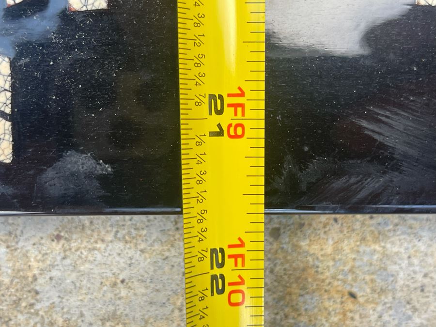 Gustav Klimt The Kiss Artwork With Mother Of Pearl Inlay (Black Frame Showing Reflection) 15.75 X 21.5 [Photo 19]