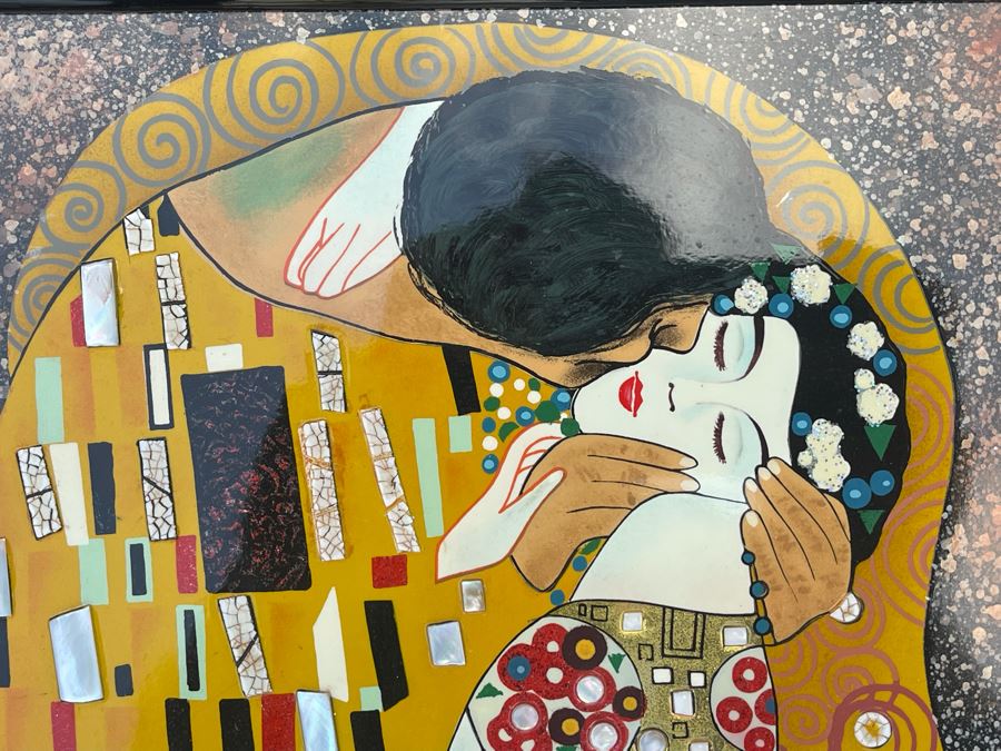Gustav Klimt The Kiss Artwork With Mother Of Pearl Inlay (Black Frame Showing Reflection) 15.75 X 21.5 [Photo 17]