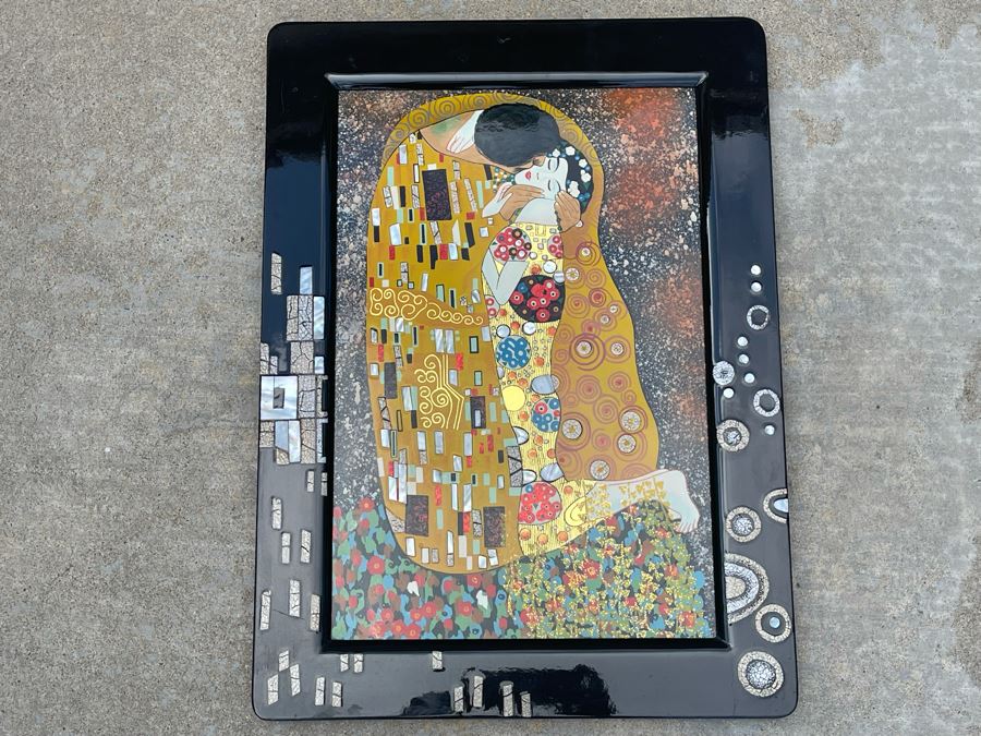 Gustav Klimt The Kiss Artwork With Mother Of Pearl Inlay (Black Frame Showing Reflection) 15.75 X 21.5 [Photo 3]
