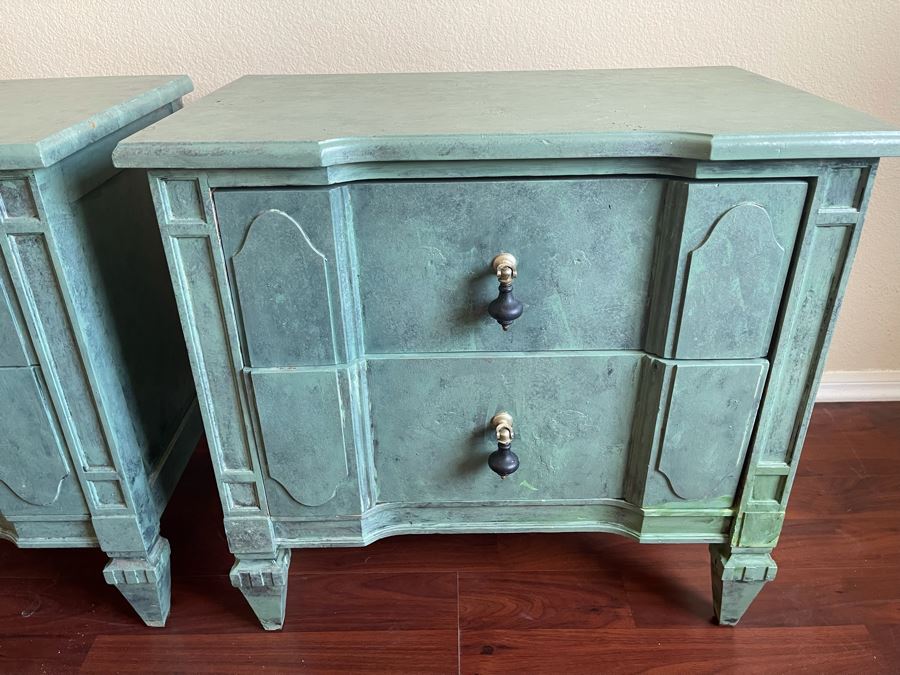 Pair Of Shabby Chic Nightstands By Sherrill Furniture 25 5W X 16D X 24 5H   45348 P4k1 