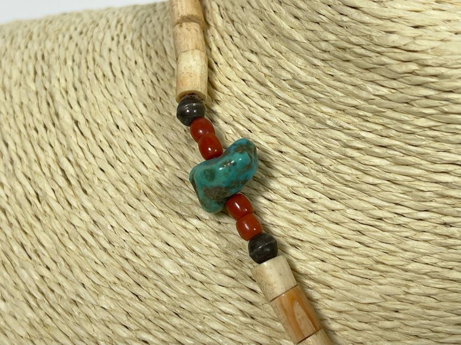 Vintage Turquoise And Bone 16' Necklace [Photo 5]