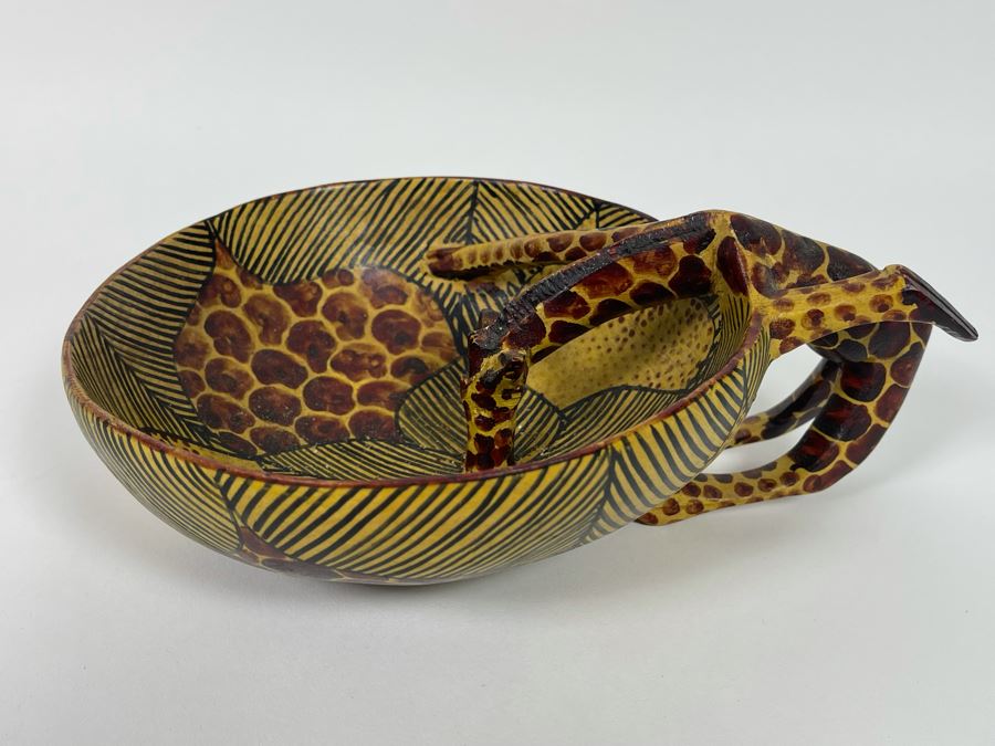 African Giraffe Wooden Drinking Bowl 10W X 4H [Photo 3]