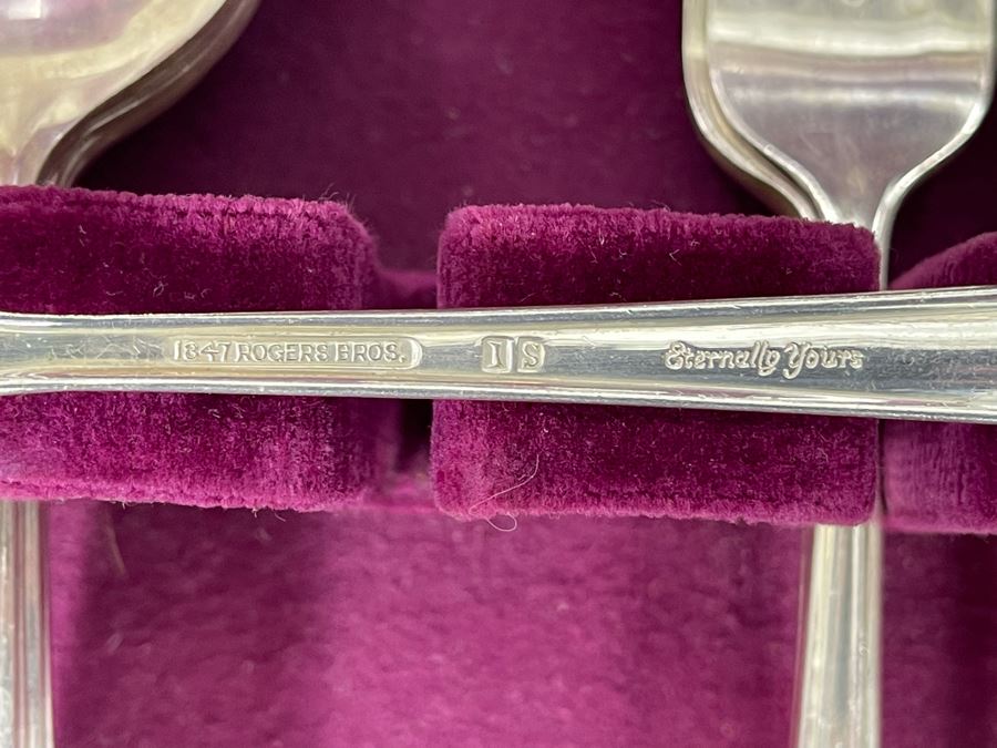 Rogers Bros Flatware Silverplate Flatware Set Eternally Yours Pattern With Wooden Storage Box Apx Service For 6 [Photo 7]