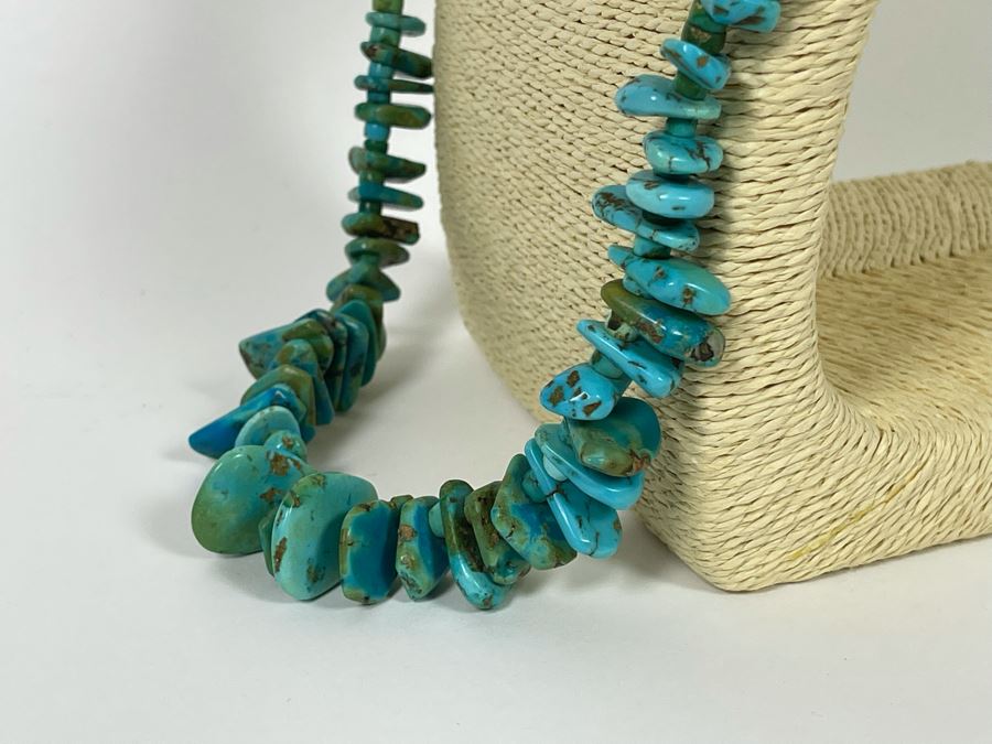 Vintage Turquoise Nuggets 32' Necklace [Photo 9]