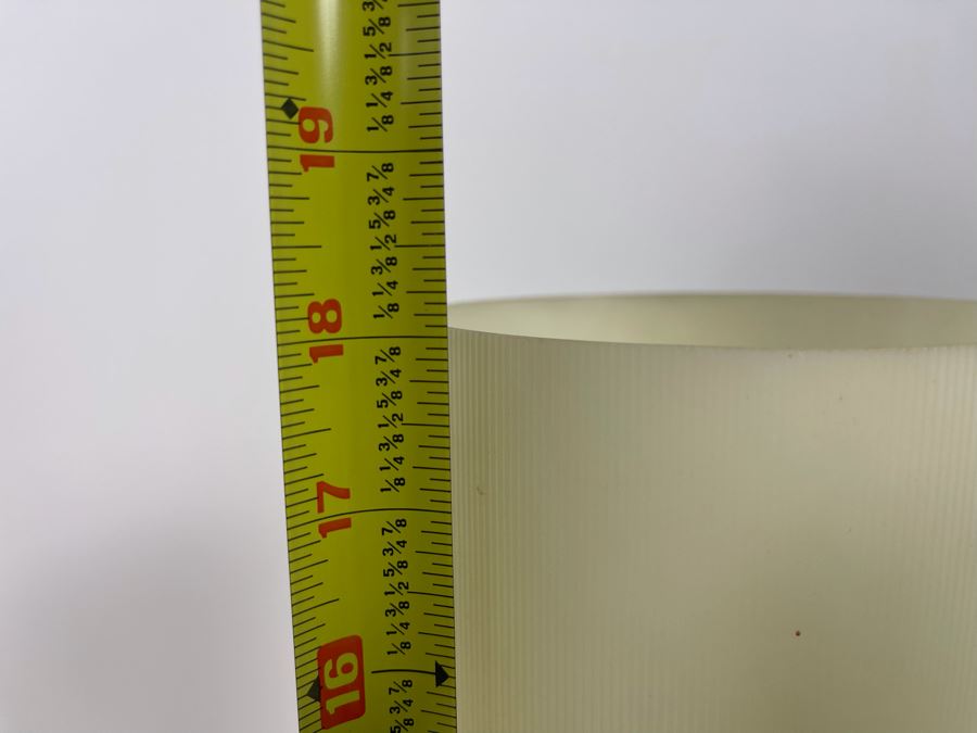 Mid-Century Modern Bill Curry Design Ribbed Plastic Allite 3-Way Socket From Design Line Incorporated 18H [Photo 14]