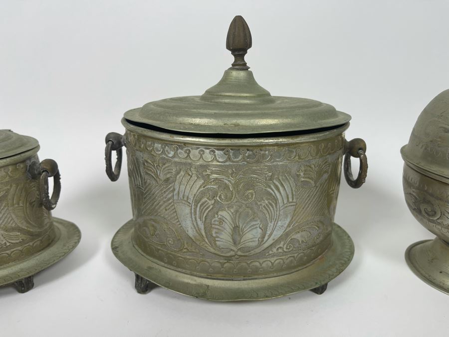 Collection Of Three Vintage Signed Moroccan Brass Silver Engraved Tea Tobacco Boxes Caddy [Photo 4]