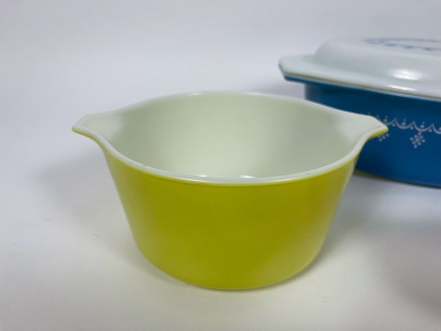 Vintage Pyrex Ovenware Lot [Photo 4]