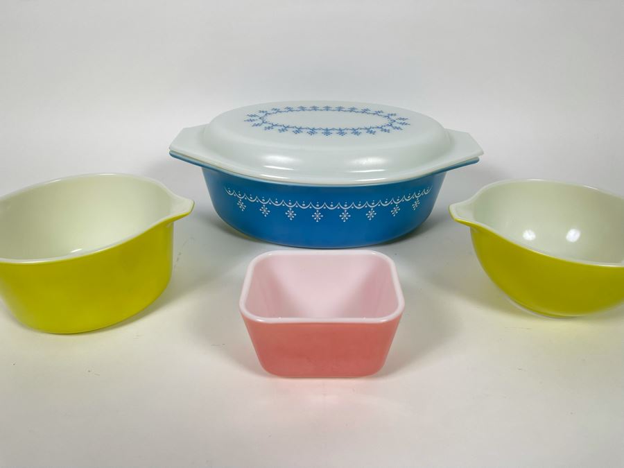 Vintage Pyrex Ovenware Lot [Photo 3]
