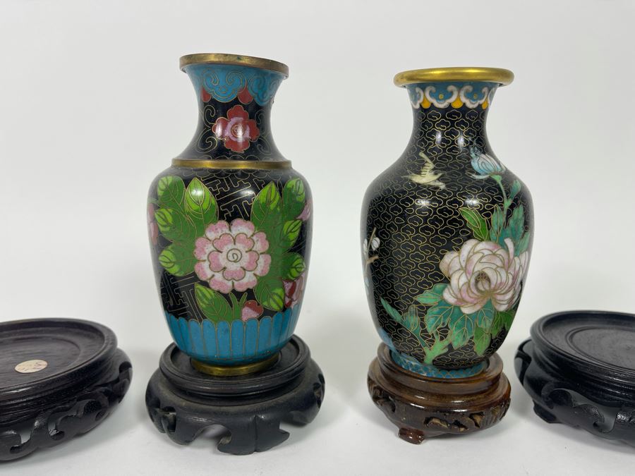 Pair Of Chinese Cloisonne 5' Vases With Four Wooden Stands [Photo 2]