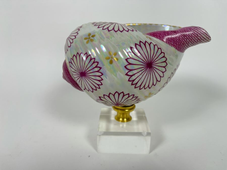 Vintage Italian Mangani Porcelain Seashell On Lucite Stand 7W X 5D X 6H [Photo 2]