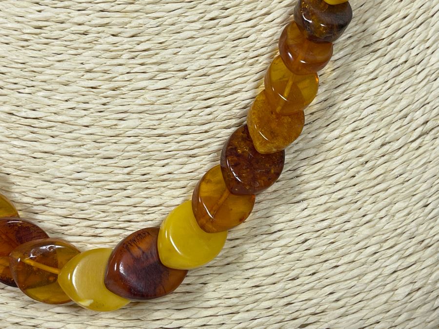 Vintage 18' Amber Necklace [Photo 5]