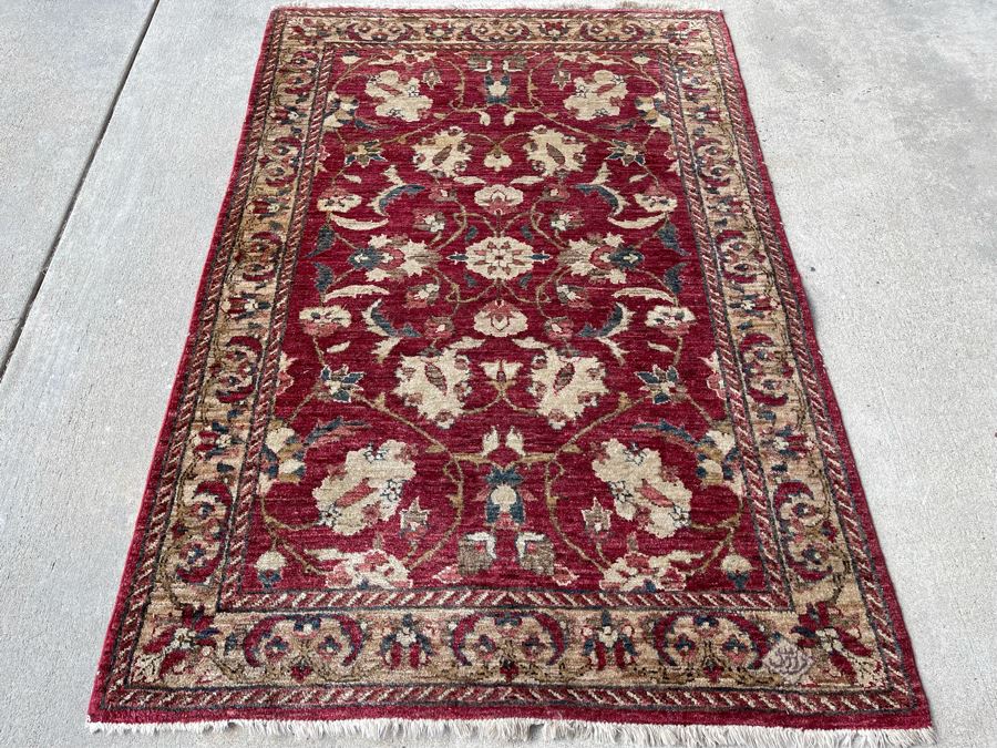 Hand Woven Persian Area Rug From Pakistan 48 X 70 [Photo 2]