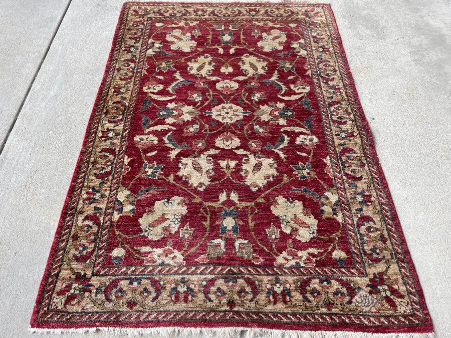 Hand Woven Persian Area Rug From Pakistan 48 X 70 [Photo 3]