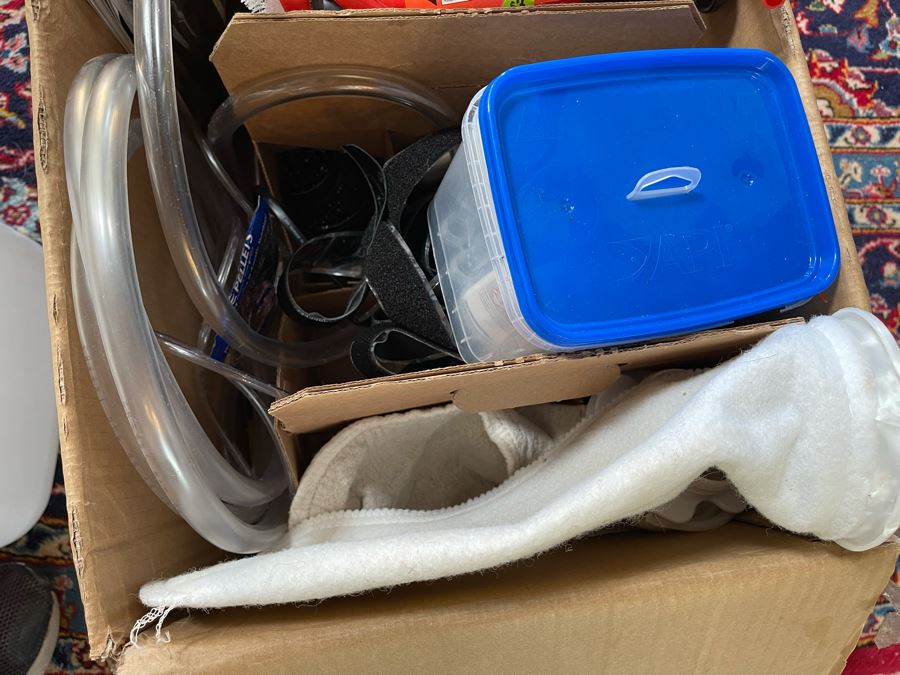 Large Salt Water Aquarium With Fish, Live Coral And Supplies 'NOTE: Pick Up From Carlsbad Home By Apt / May Need To Hire Special Delivery Co' 48W X 17D X 56H [Photo 28]