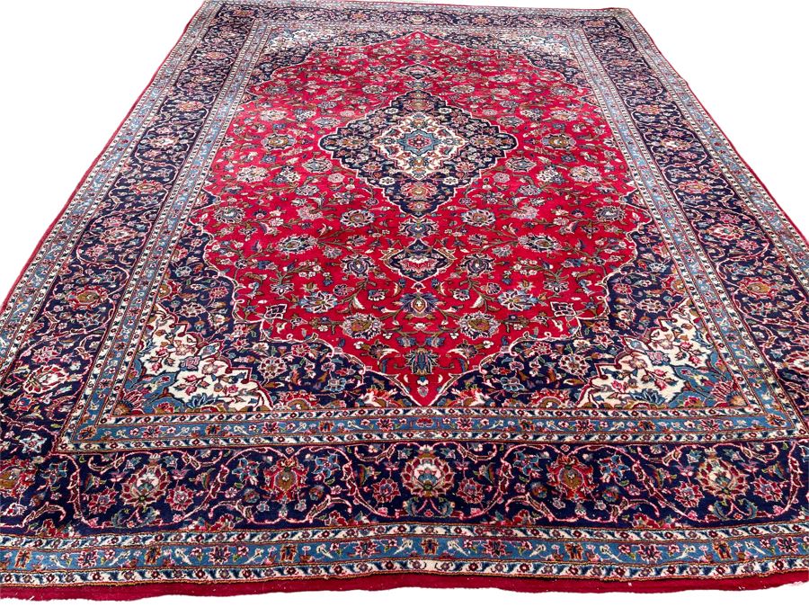 Hand Knotted Wool Persian Area Rug Made In Iran 9' 9' X 13'