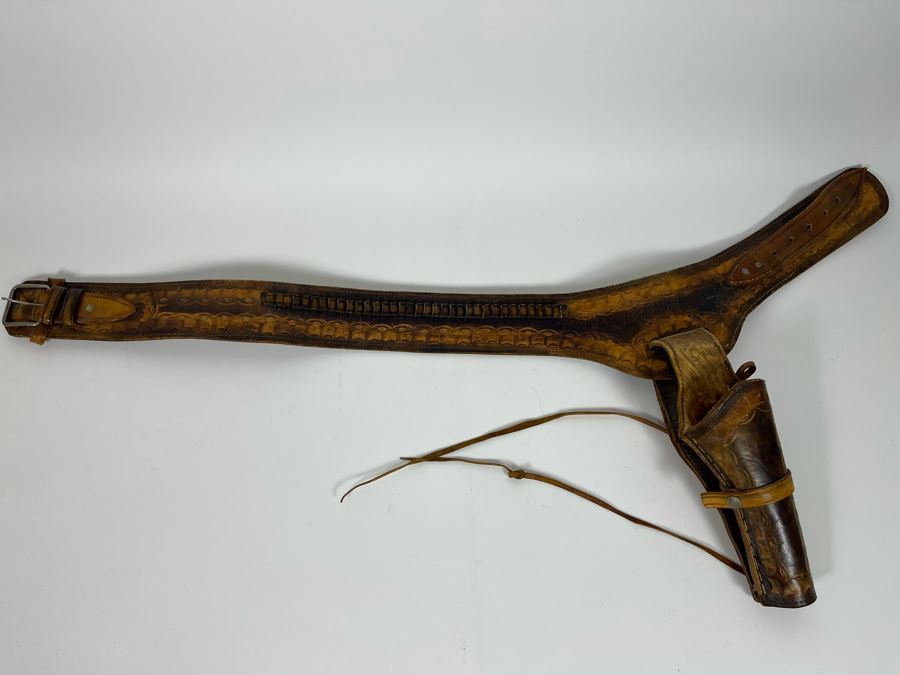 Tooled Leather .22 Caliber Gun Holster Belt Size 38 Made In Mexico [Photo 3]
