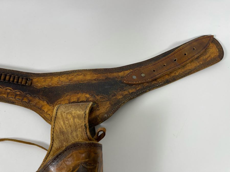 Tooled Leather .22 Caliber Gun Holster Belt Size 38 Made In Mexico [Photo 6]