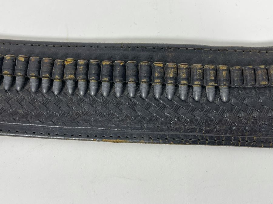 Tooled Leather .22 Caliber Gun Holster Belt Size 36 Made In Mexico [Photo 5]