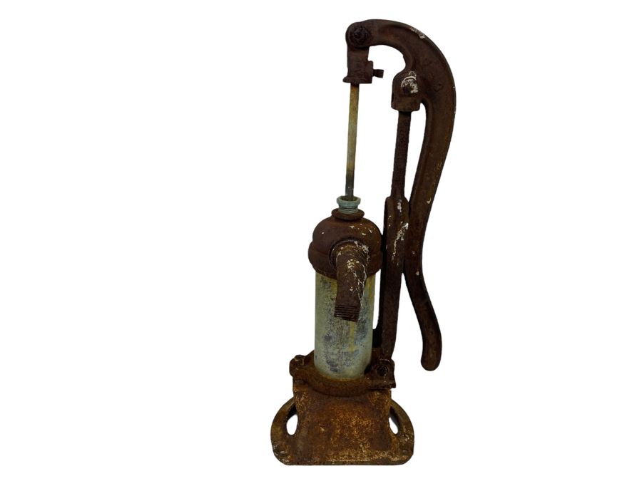 Vintage Rustic Metal Mechanical Pump 22H [Photo 1]