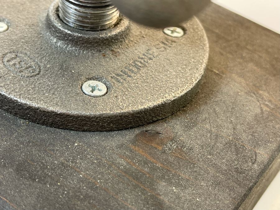 Industrial 3-Light Table Lamp 6.25W X 22H [Photo 7]