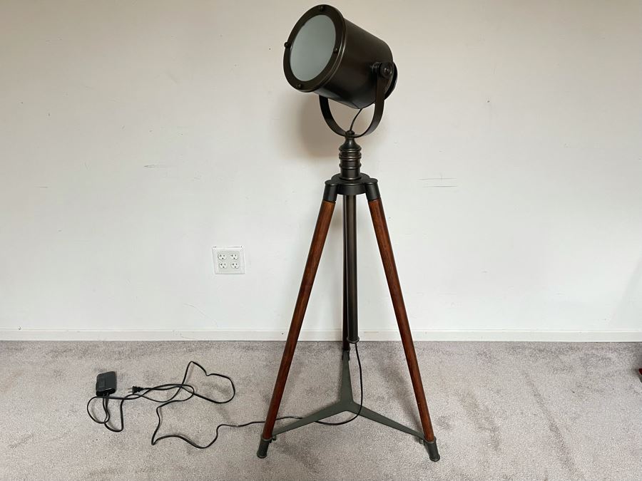 Photographer's Adjustable Tripod Metal Floor Lamp Spotlight 50H [Photo 6]