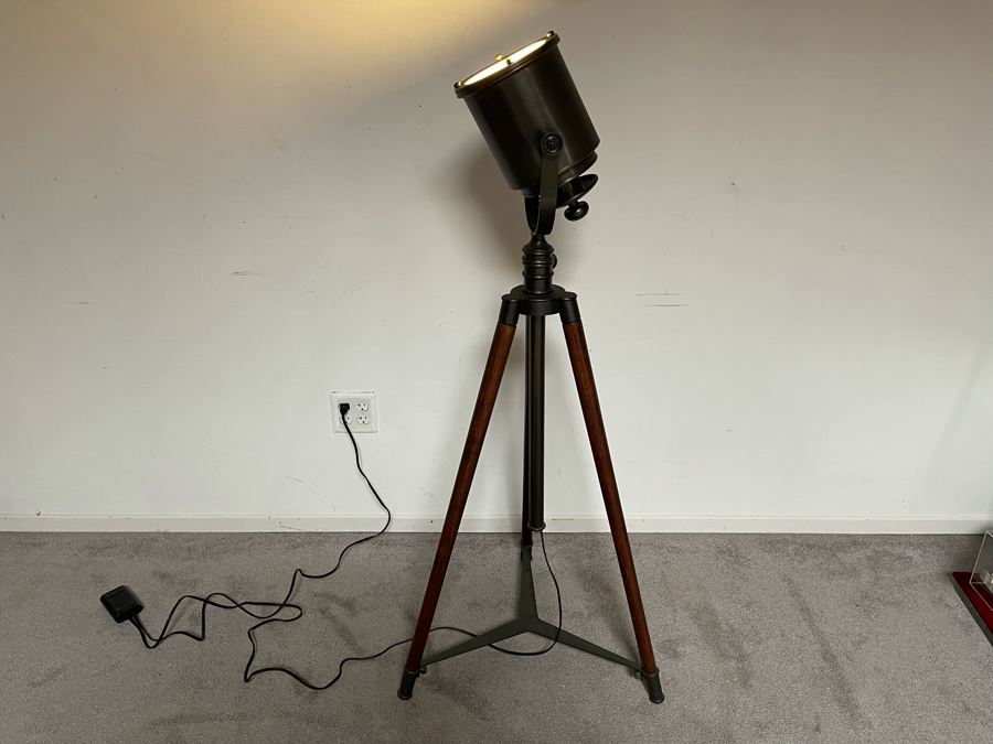 Photographer's Adjustable Tripod Metal Floor Lamp Spotlight 50H [Photo 3]
