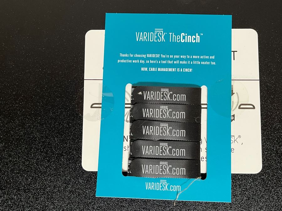 New Varidesk The Cinch Adjustable Desktop Riser 47W X 30D [Photo 4]