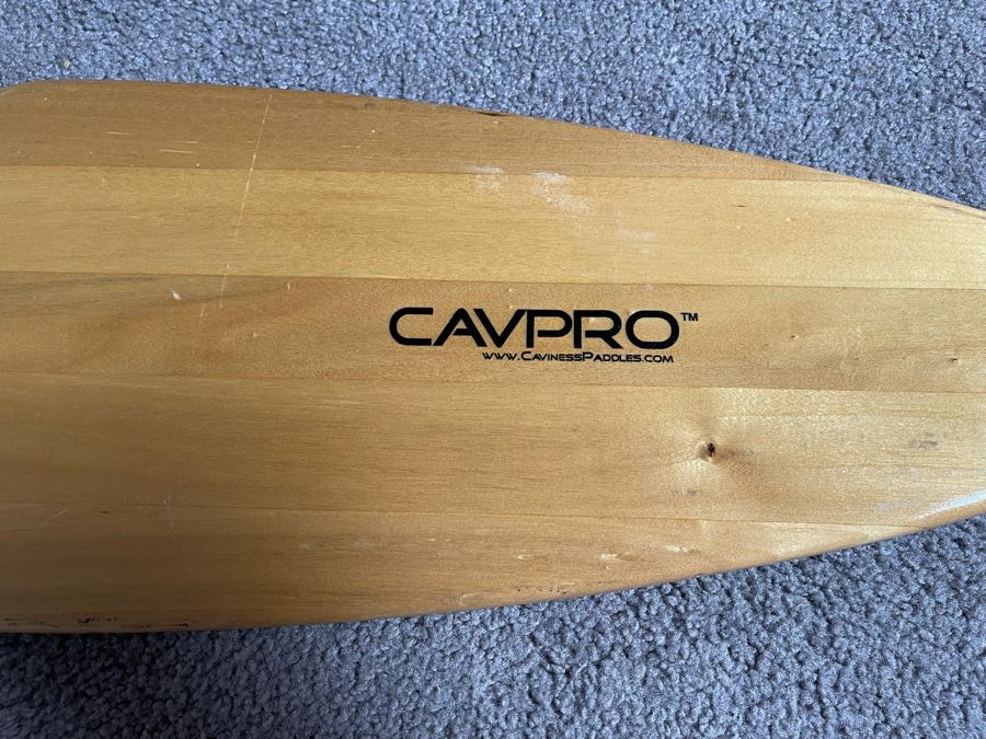 5' Wooden Oar With Handcrafted Feather Design [Photo 6]