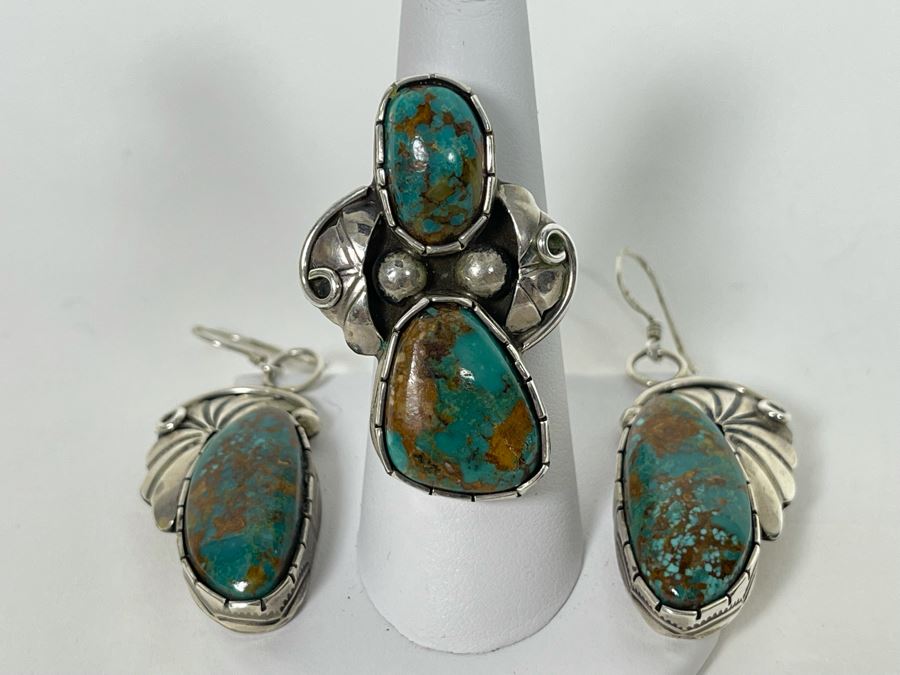 Vintage Native American Sterling Silver Turquoise 20' Necklace, 2.5W Cuff Bracelet, Ring And Matching Earrings Signed RD 201g Total Weight [Photo 4]