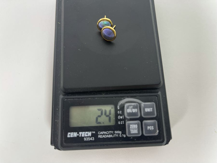 18K Gold Empress Pearl Earrings 2.4g - Appraised At $665 [Photo 7]