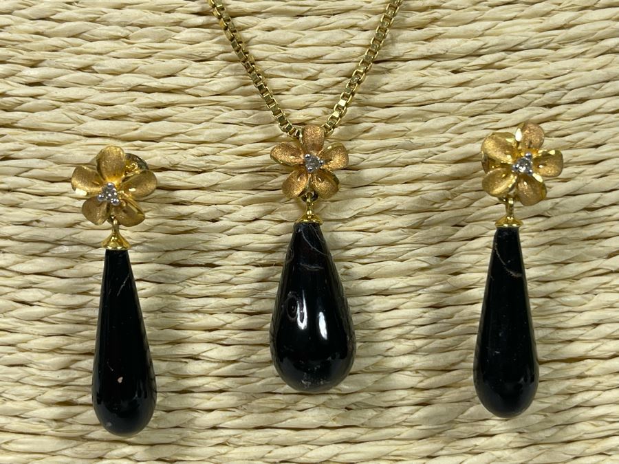 14K Gold Black Coral Pendant And Matching Earrings With 14K Gold 20' Necklace 6.8g [Photo 4]