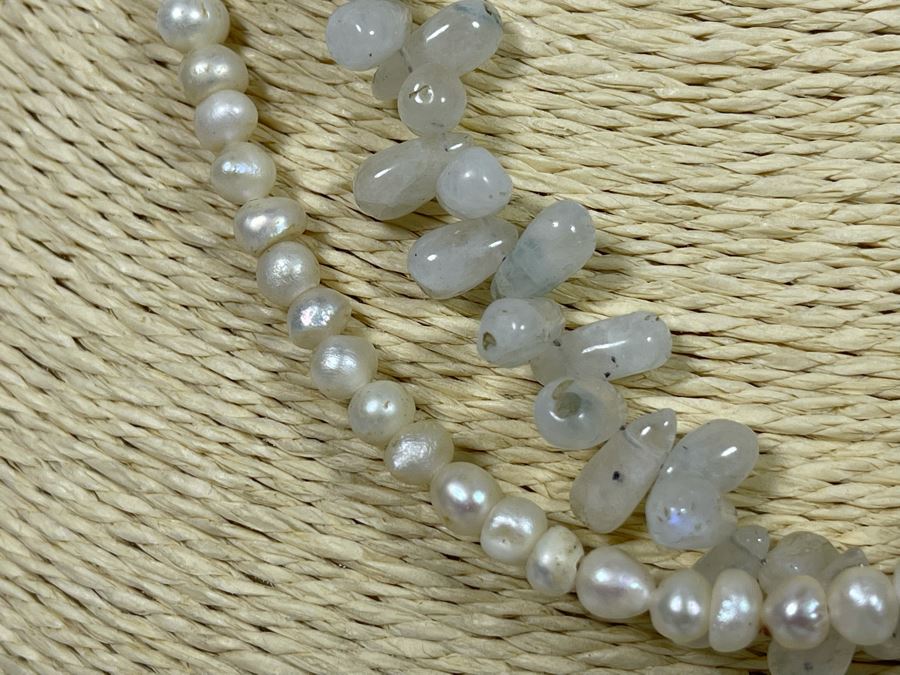 Pearl And Stone 18' Necklace With Sterling Silver Clasp [Photo 5]