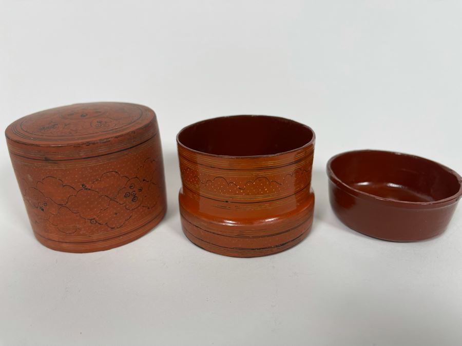 Vintage Burmese Betel Lacquer Handpainted Box 2.75R X 2.75H [Photo 7]